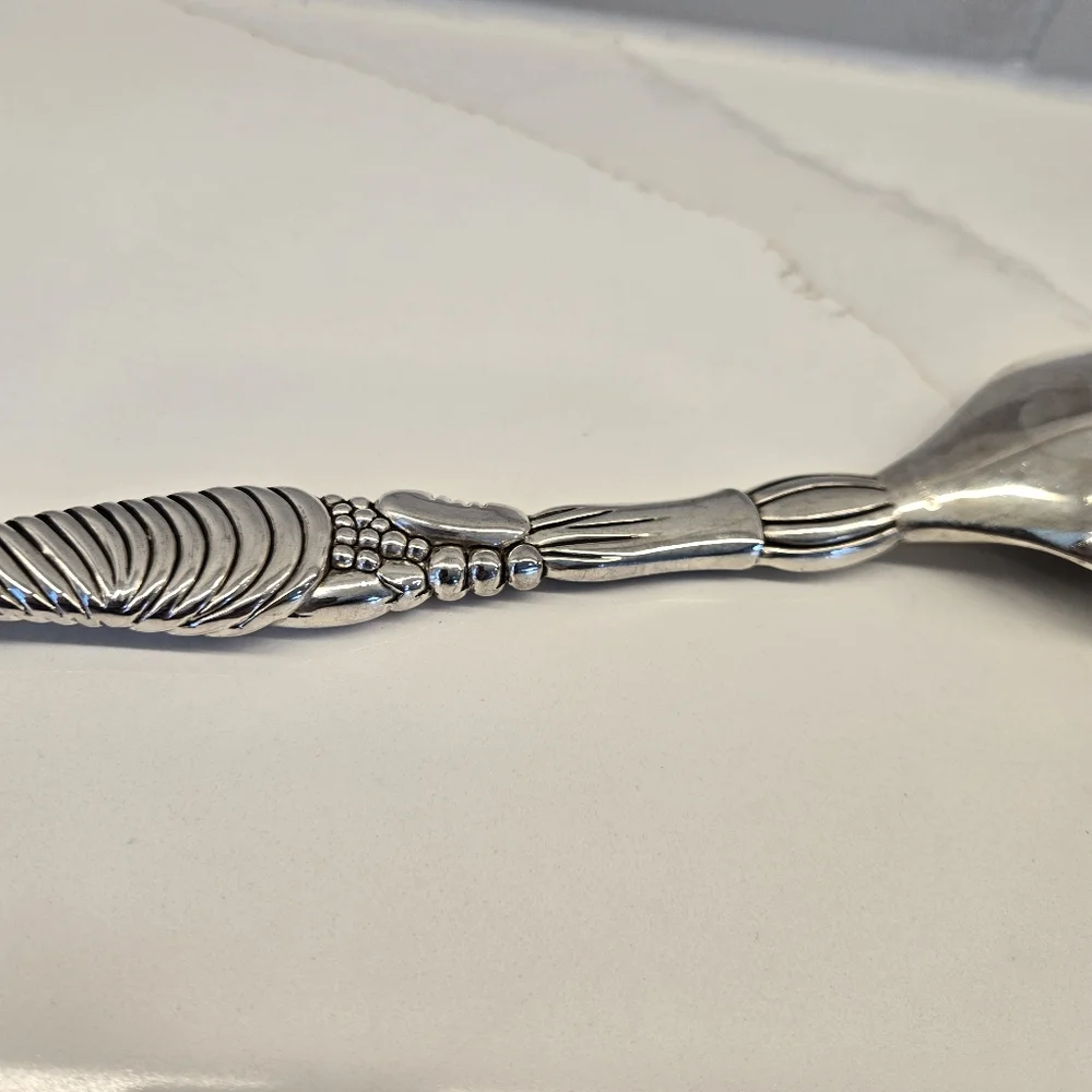 LARGE VINTAGE BEAUTIFUL BIRD SILVER PLATED‎ SERVING SPOON